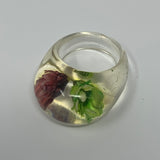 Vintage Lucite Bubble Dome Ring with Dried Flowers Size 6.5