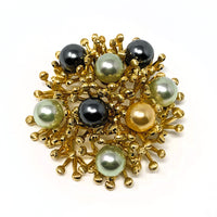 Christian Dior Grosse 1968 Imitation Pearl Brooch